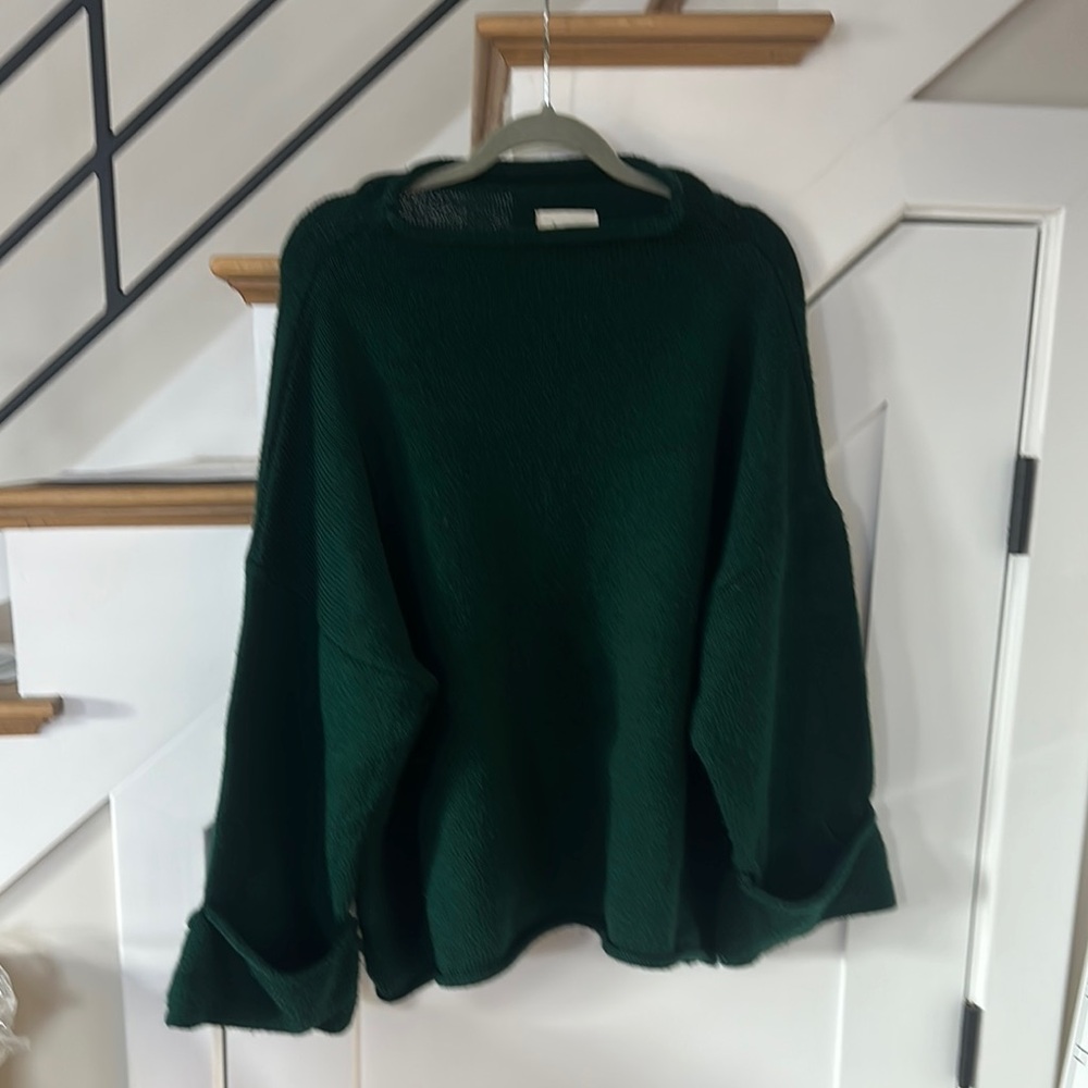 Women's Green Sweater